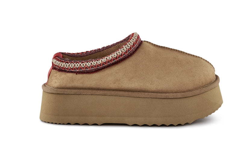 UGG Outback Maddie Slip On Boot (Chestnut)