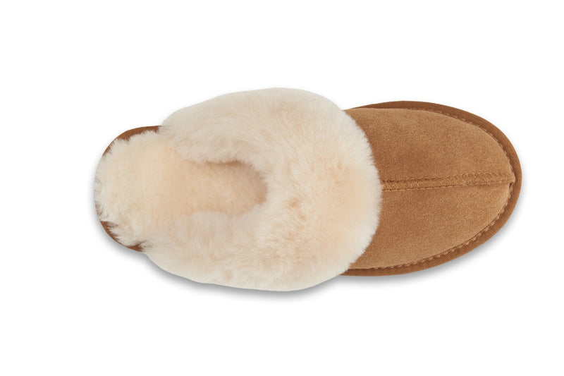 UGG Outback Platform Scuff Slides (Chestnut)