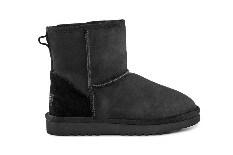 UGG Outback Premium Double Face Sheepskin Short Classic Boot (Black)