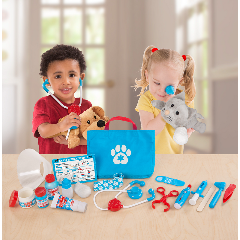 Melissa & Doug - Examine & Treat Pet Vet Play Set