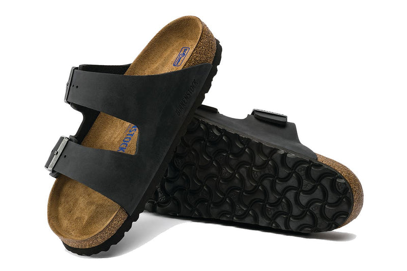 Birkenstock Unisex Arizona Oiled Leather Sandal (Black)